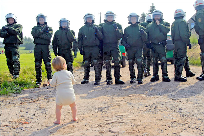 police surround toddler