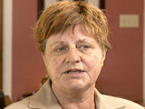 Professor Leslie Bella
