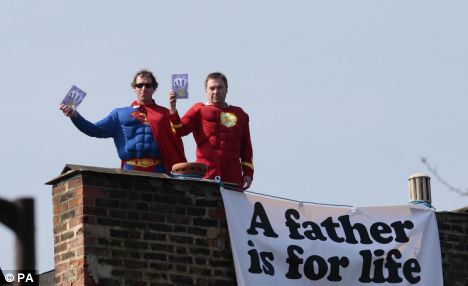 Captain Conception and Cash Gordon on roof of Harriet Harman