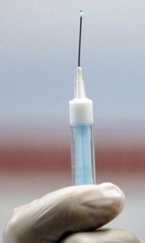syringe, Reuters / Sergio Perez