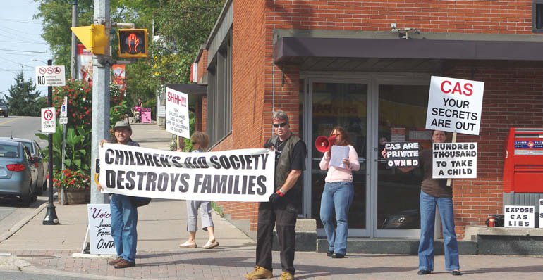 Rally for accountability of children's aid, Huntsville Ontario