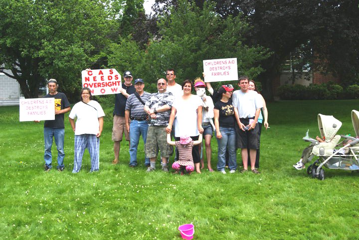 Brian Caldwell, Gerry, Vern Beck John Butts, Bill Catherine Frei, Tammy McIntyre Tabatha Haskett and Neil Haskett