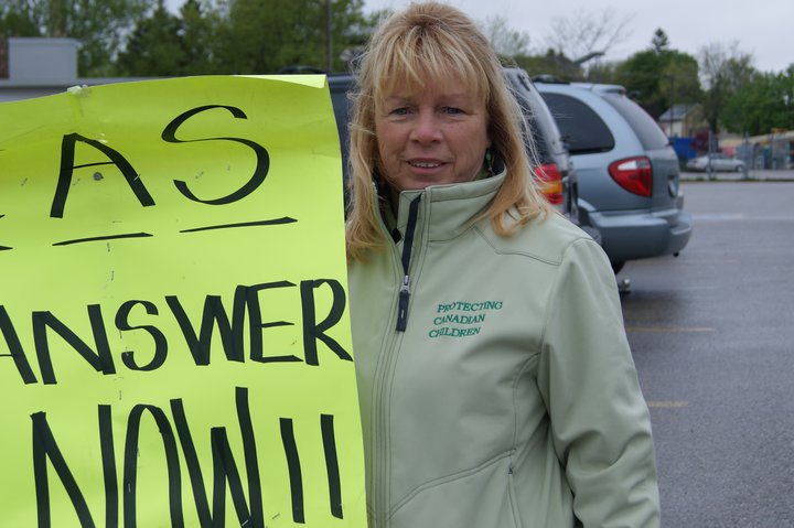 Pre-Mother's Day rally in Walkerton