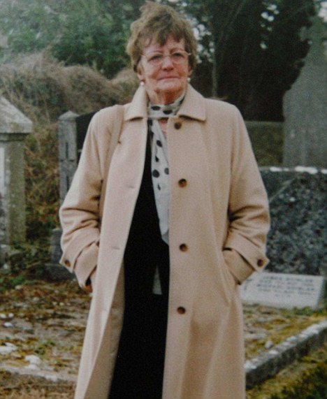 Philomena Lee